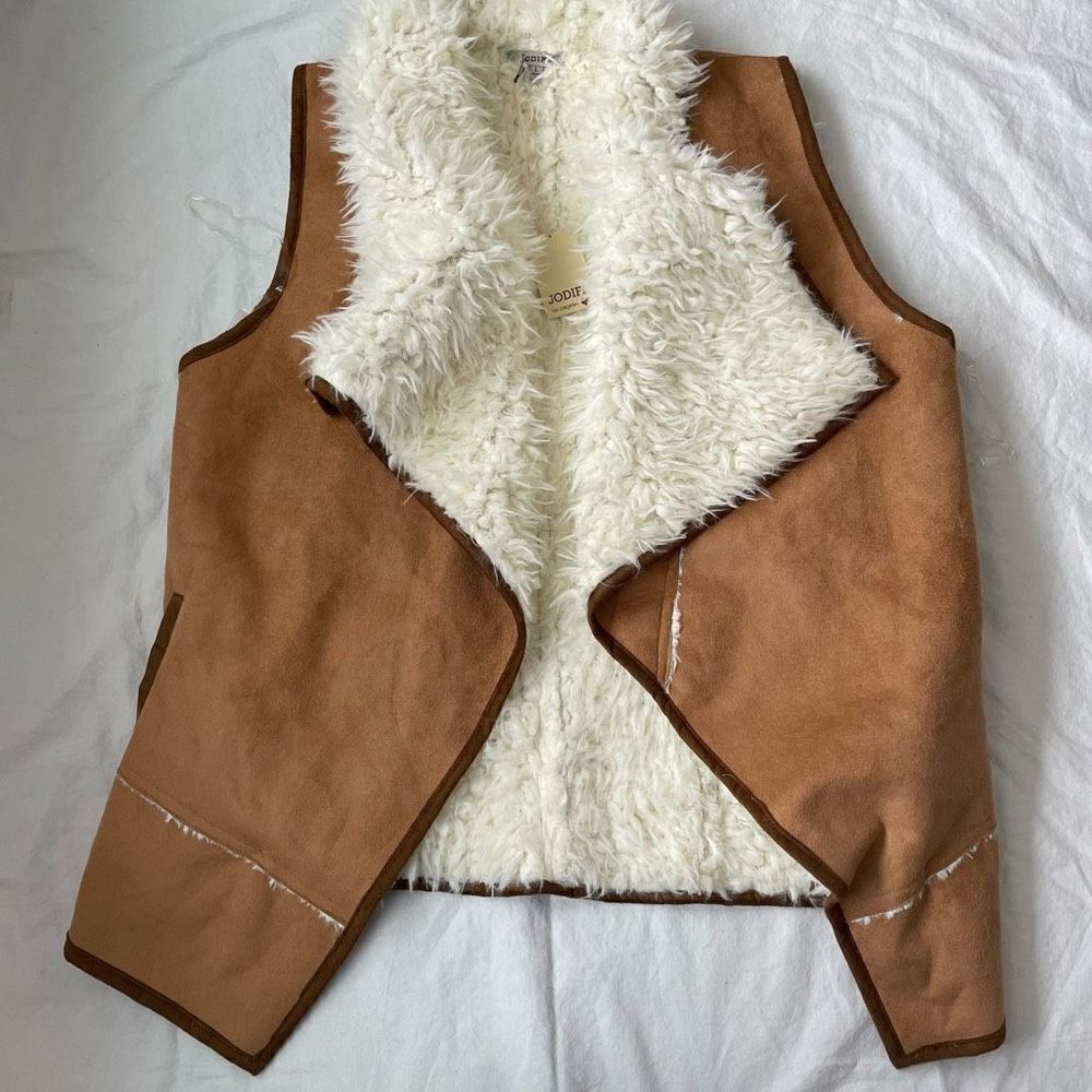 Late Faux Suede Fur Vest